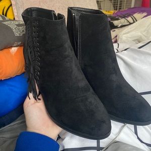 Maurice’s black booties